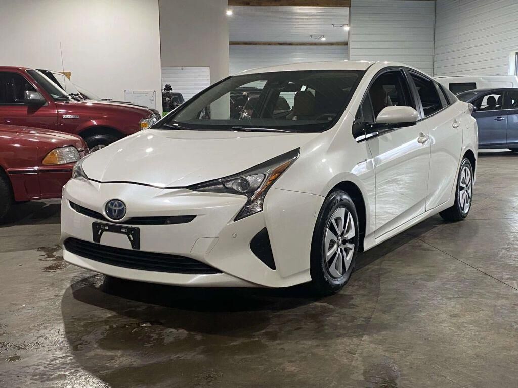 2018 TOYOTA PRIUS