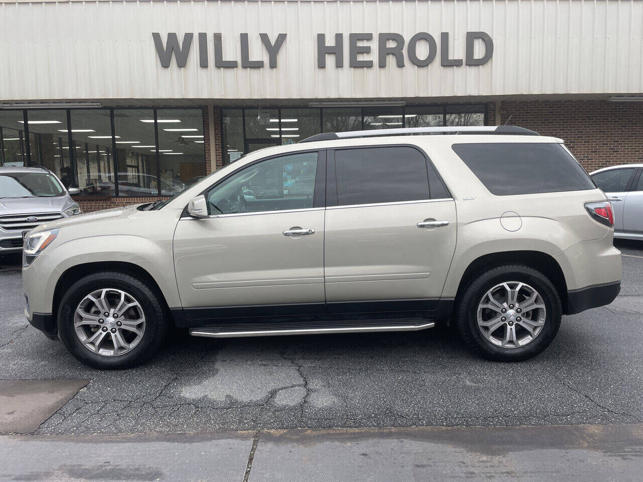 2013 GMC Acadia