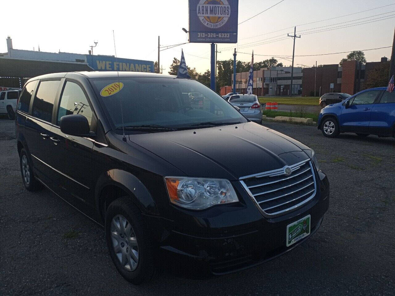 2010 CHRYSLER Town and Country