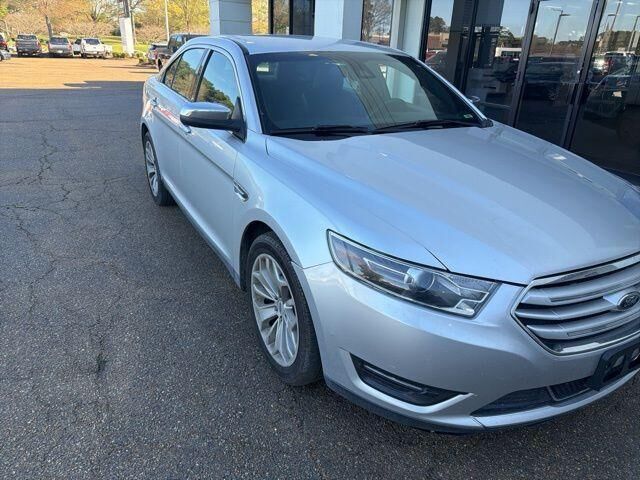 2019 FORD Taurus