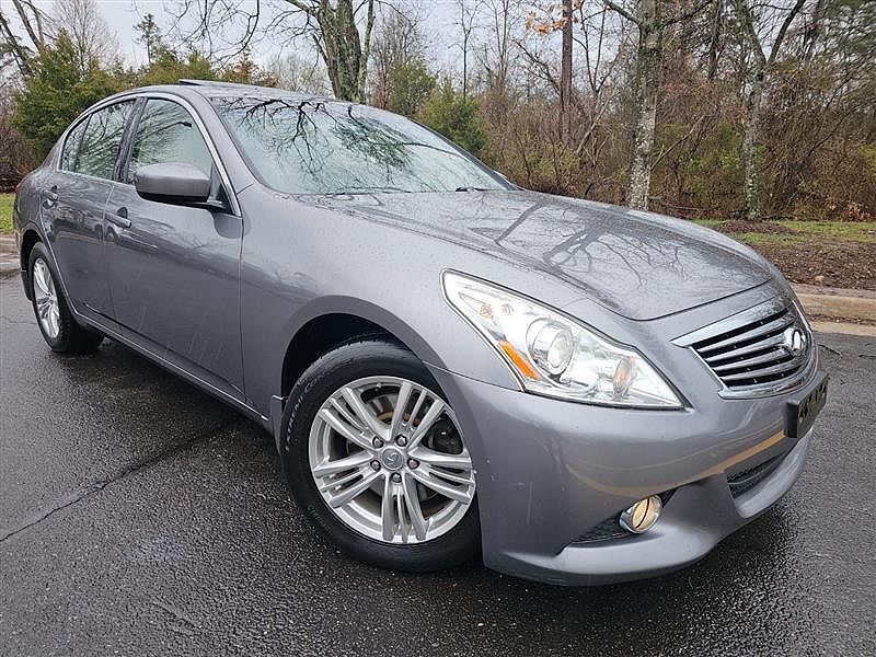 2012 INFINITI G37