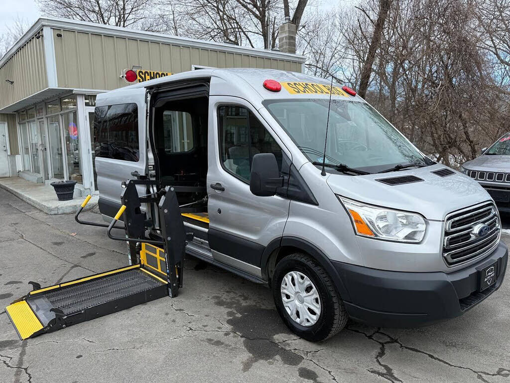 2018 FORD Transit