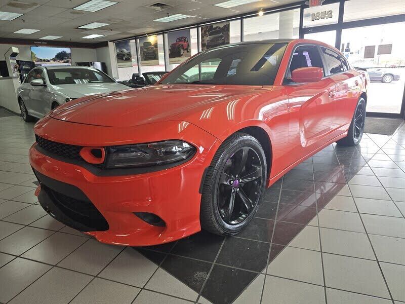 2017 DODGE Charger