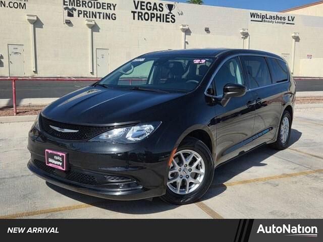 2023 CHRYSLER Voyager