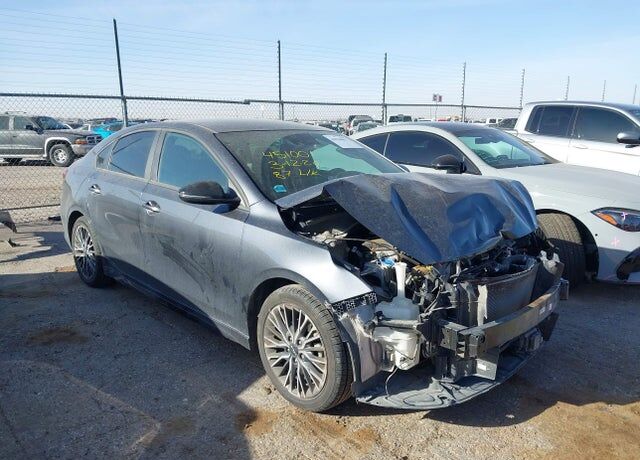 2023 KIA Forte