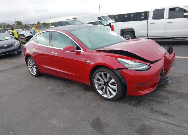2019 TESLA Model 3