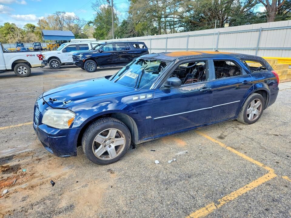 2006 DODGE Magnum