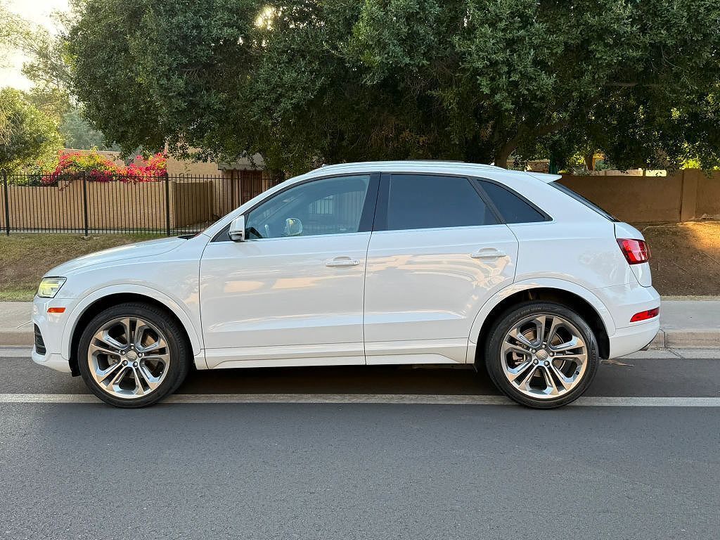 2017 Audi Q3