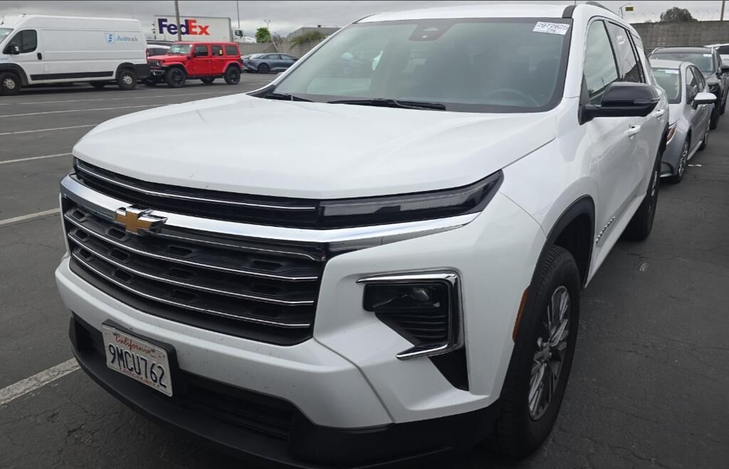 2024 CHEVROLET Traverse