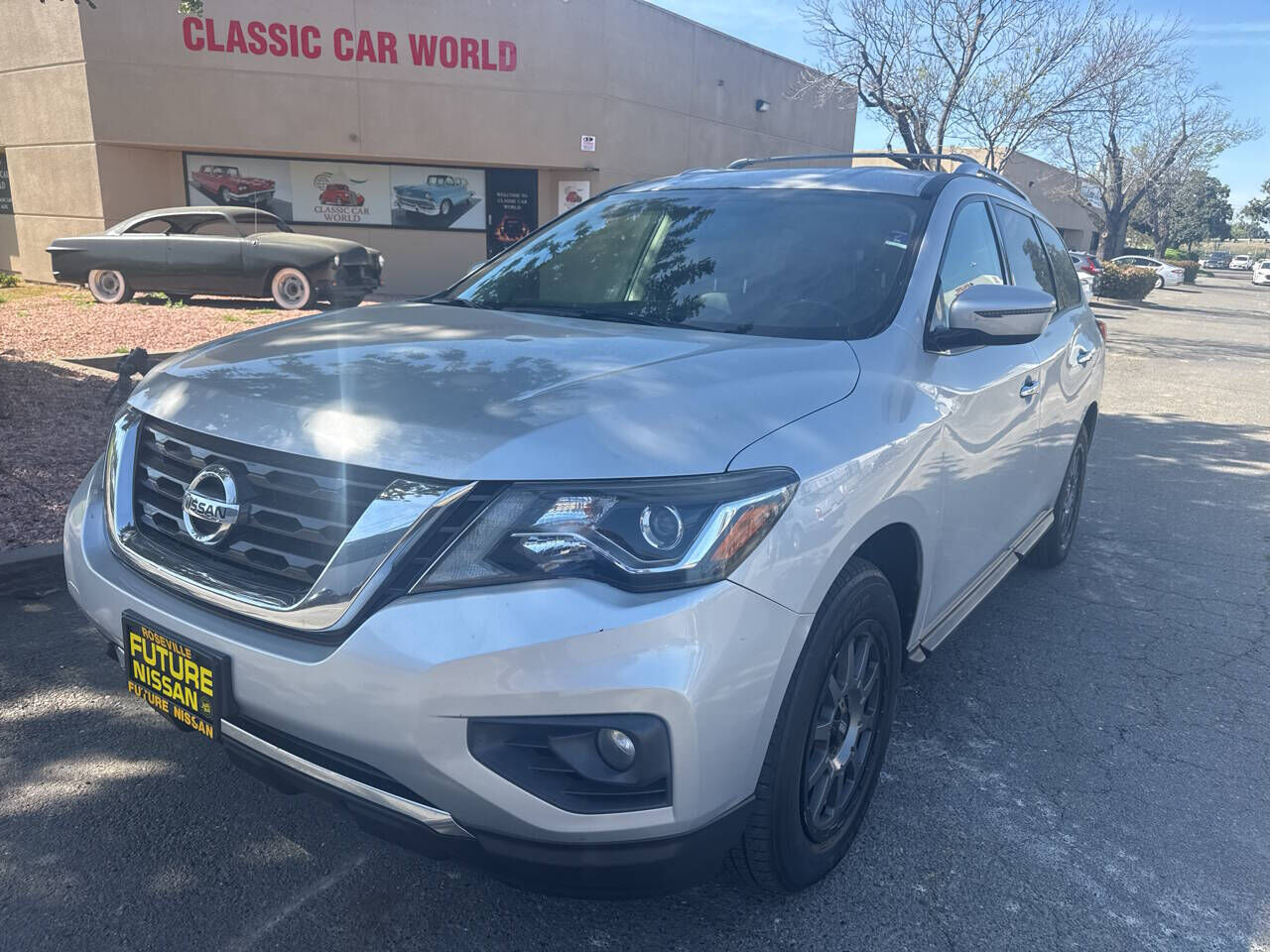 2018 NISSAN Pathfinder