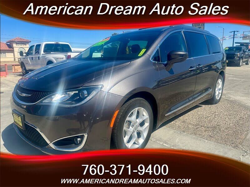 2017 CHRYSLER Pacifica