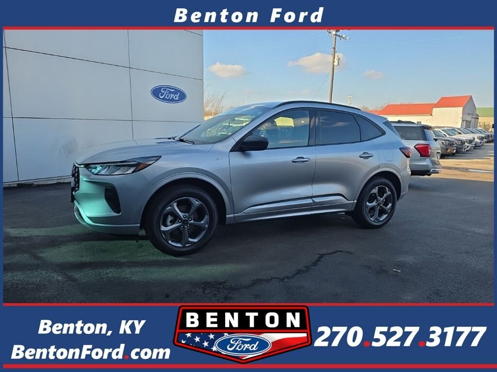 2024 FORD Escape