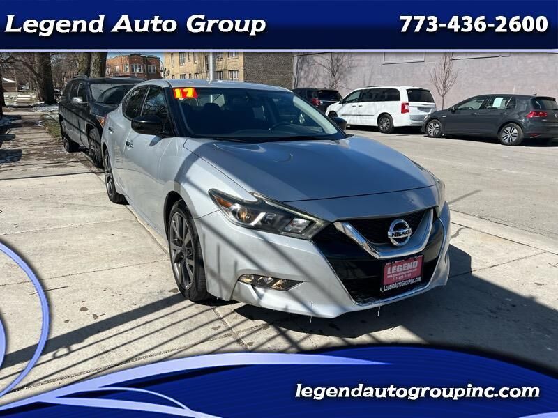 2017 NISSAN Maxima