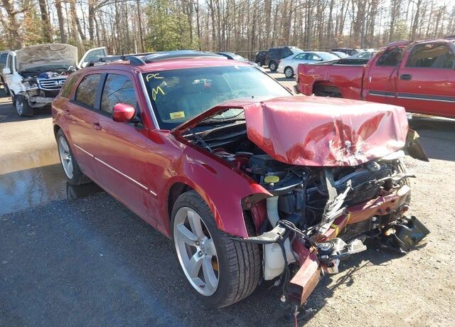 2005 DODGE Magnum