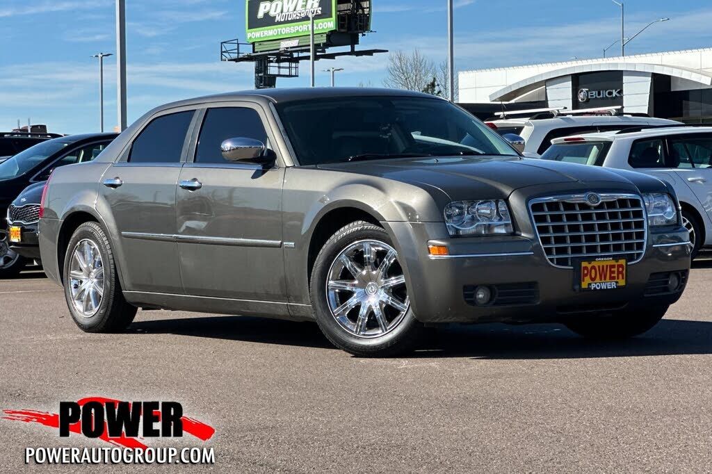 2010 CHRYSLER 300