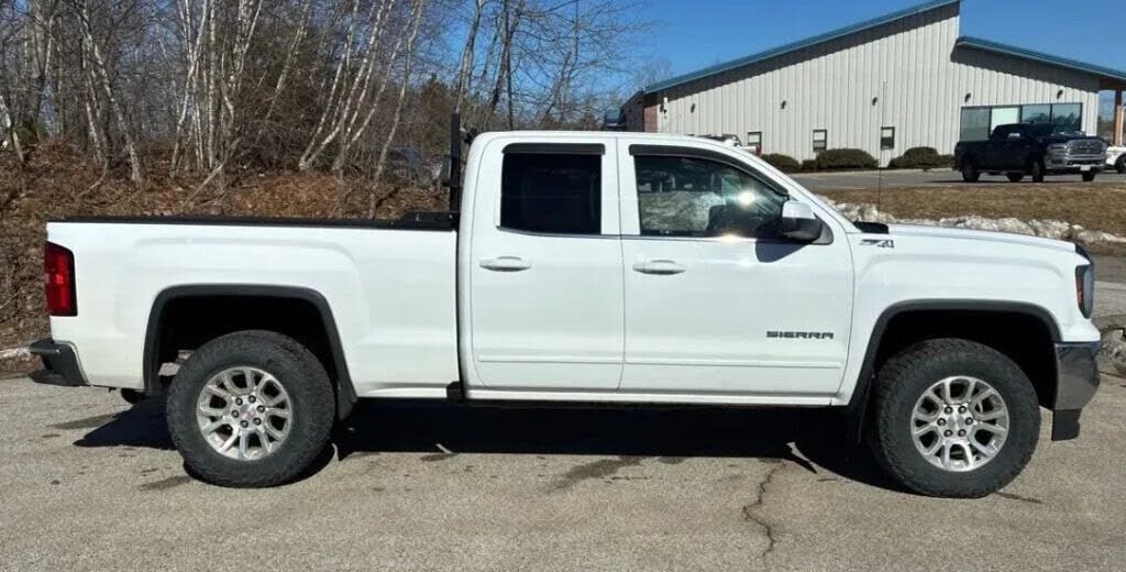 2017 GMC Sierra