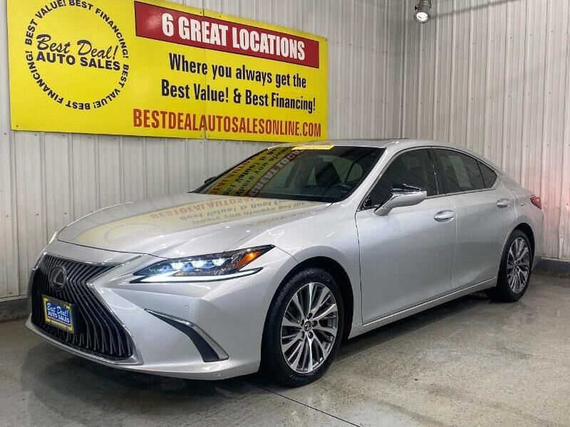 2019 LEXUS ES