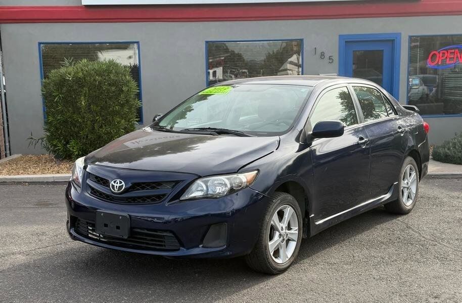 2013 TOYOTA Corolla