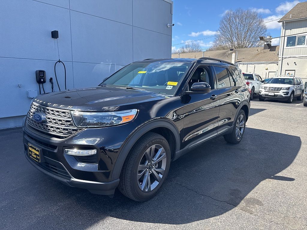 2022 FORD Explorer