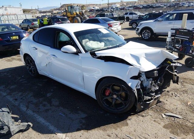 2017 ALFA ROMEO Giulia