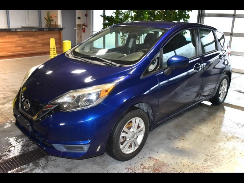 2017 NISSAN Versa