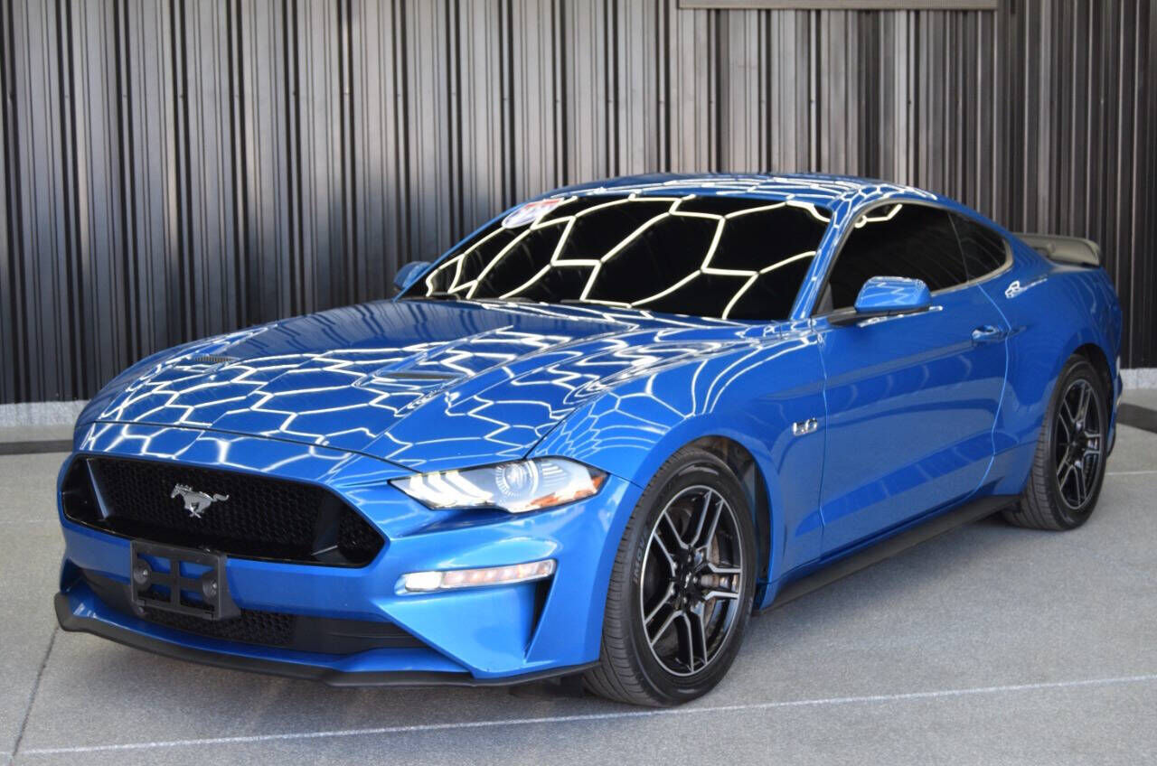 2020 FORD Mustang