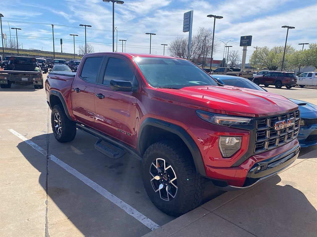 2024 GMC Canyon