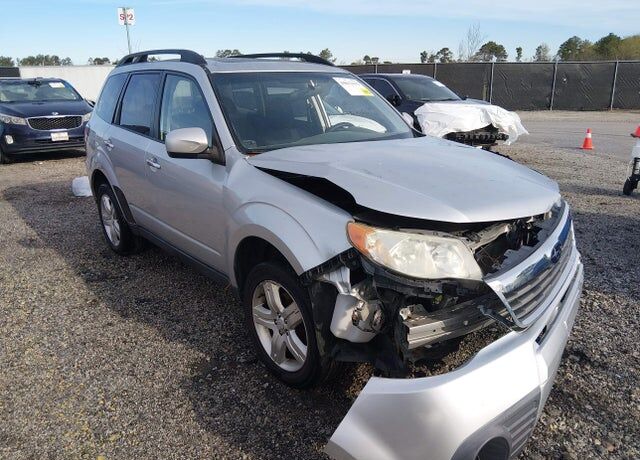 2010 SUBARU Forester