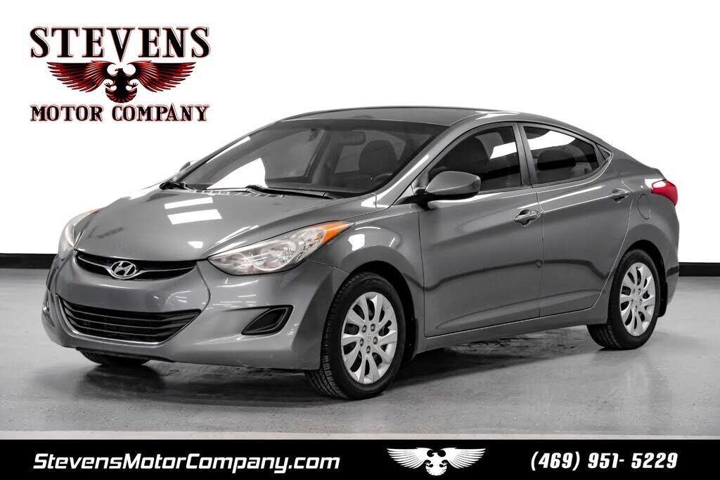 2013 HYUNDAI Elantra