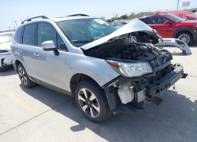 2017 SUBARU Forester