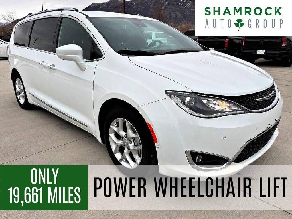 2020 CHRYSLER Pacifica