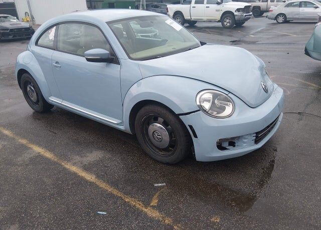 2014 VOLKSWAGEN Beetle