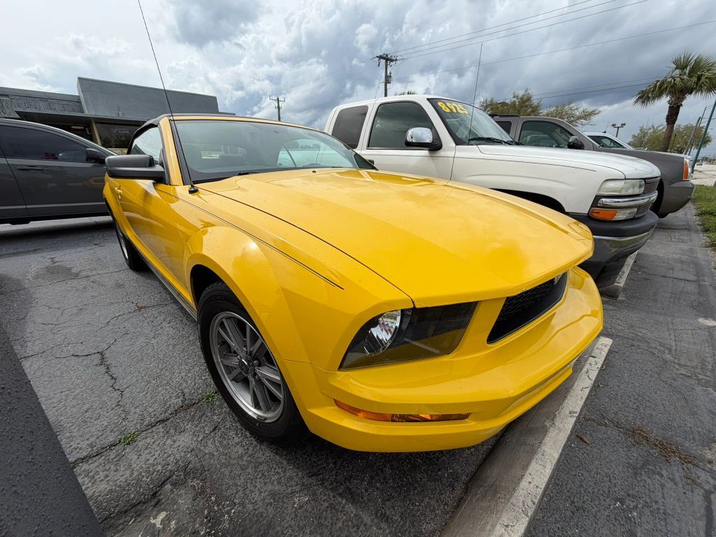 2005 FORD Mustang