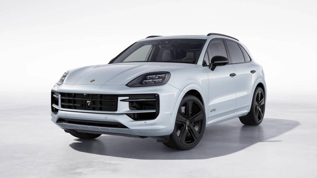 2025 PORSCHE Cayenne