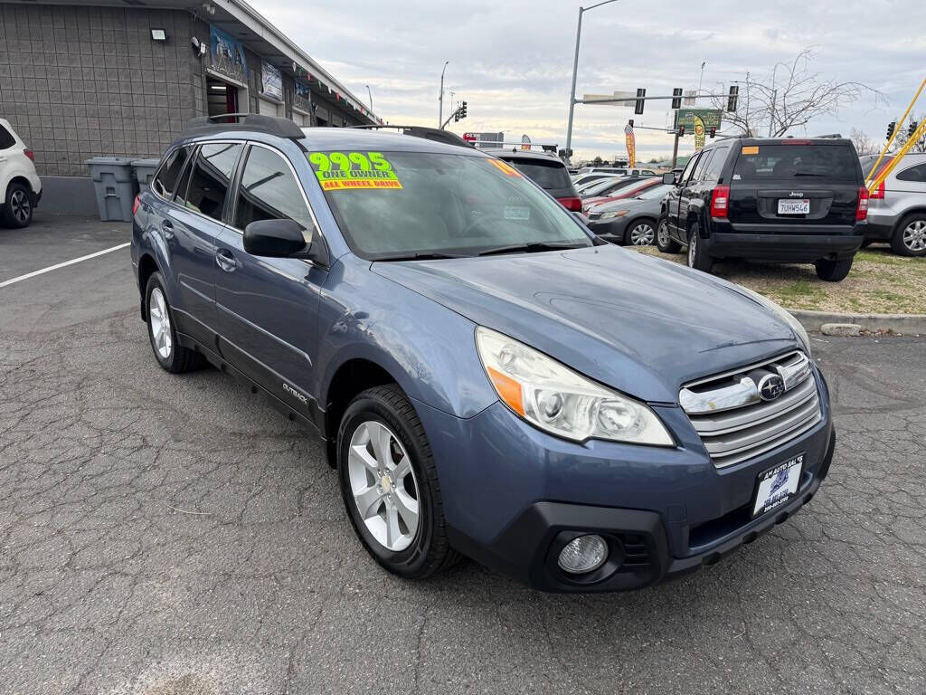 2014 SUBARU Outback