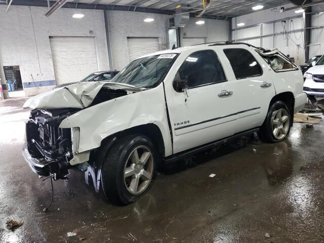2011 CHEVROLET Tahoe