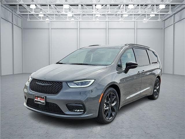 2025 CHRYSLER Pacifica