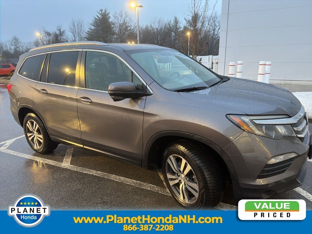 2017 HONDA Pilot