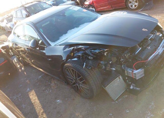 2024 PORSCHE Panamera