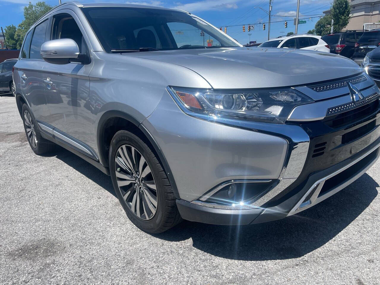 2019 MITSUBISHI Outlander