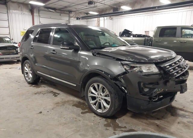 2017 FORD Explorer