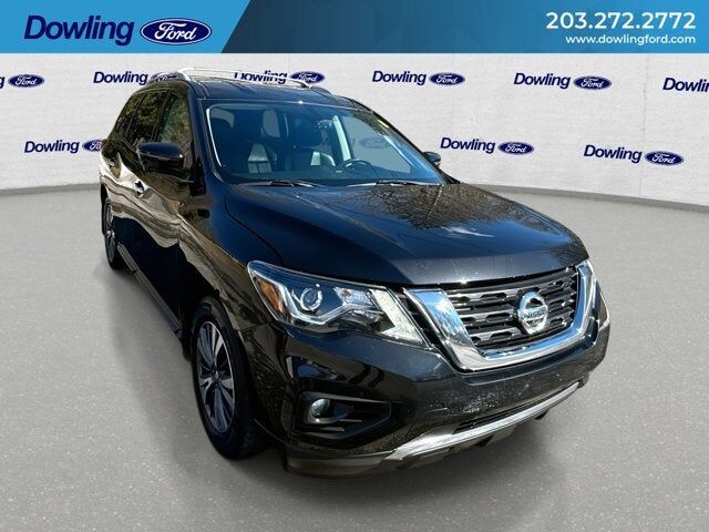 2017 NISSAN Pathfinder