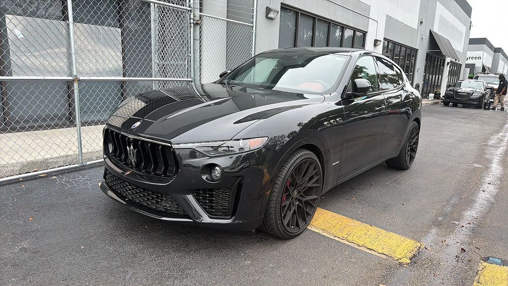 2021 MASERATI Levante