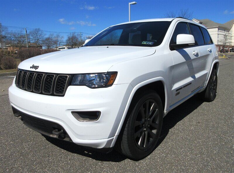 2017 JEEP Grand Cherokee