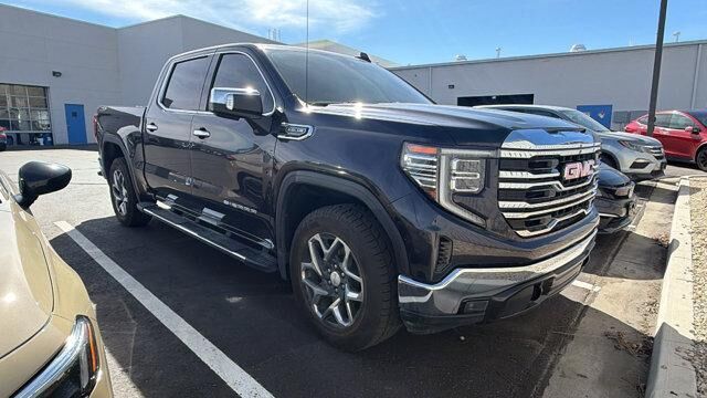 2023 GMC Sierra