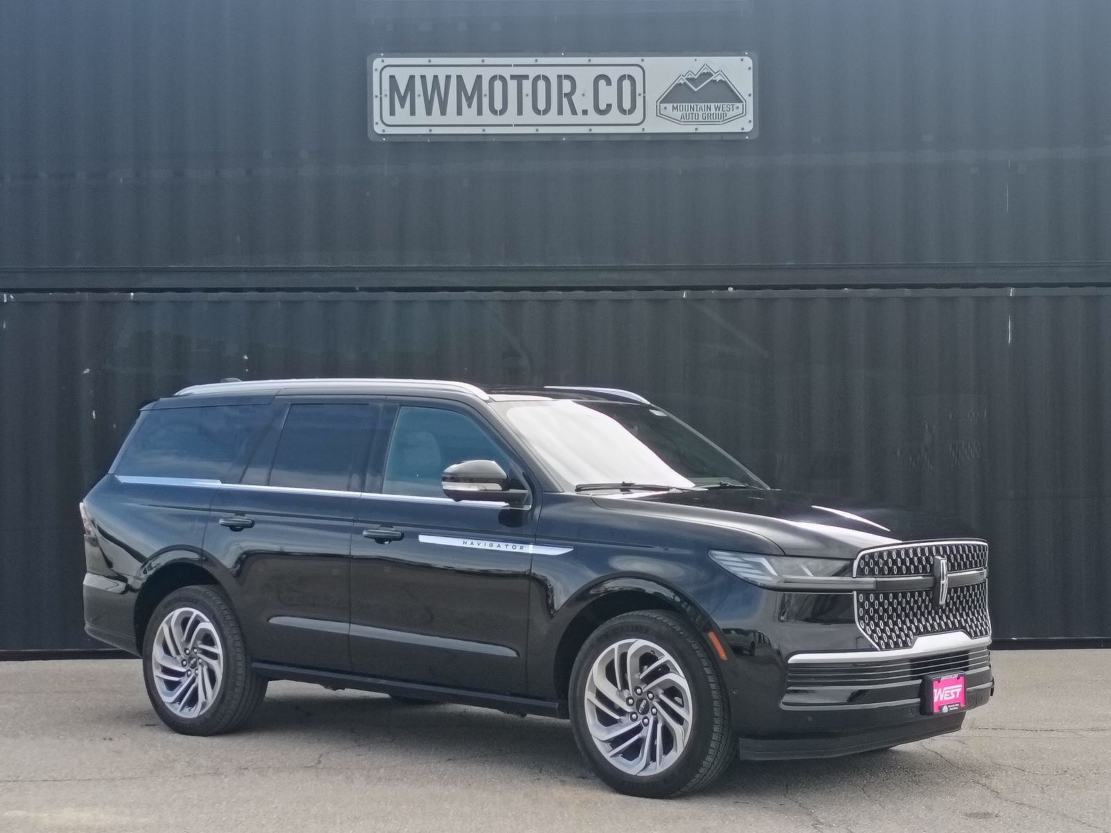 2025 LINCOLN Navigator