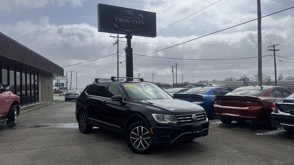 2020 VOLKSWAGEN Tiguan