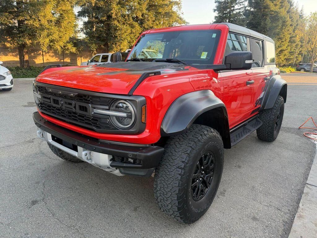 2023 FORD Bronco