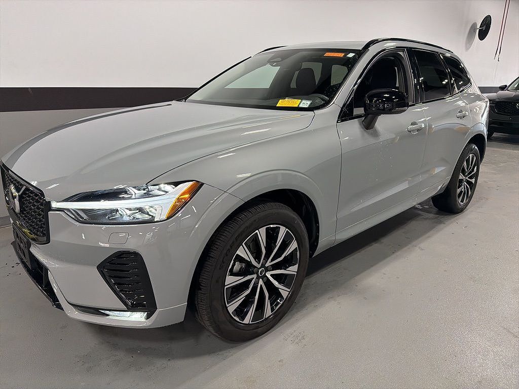 2024 VOLVO XC60