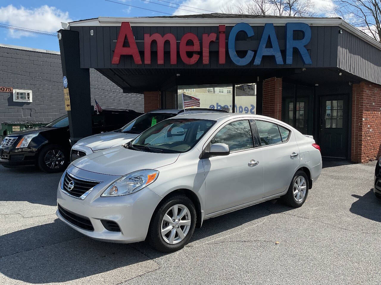 2014 NISSAN Versa